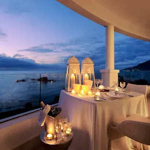5* Hotel 12 Apostles Y
