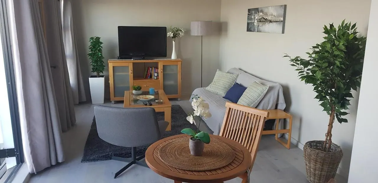 Camps Bay Cosy Accommodation Cape Town 2*,  South Africa