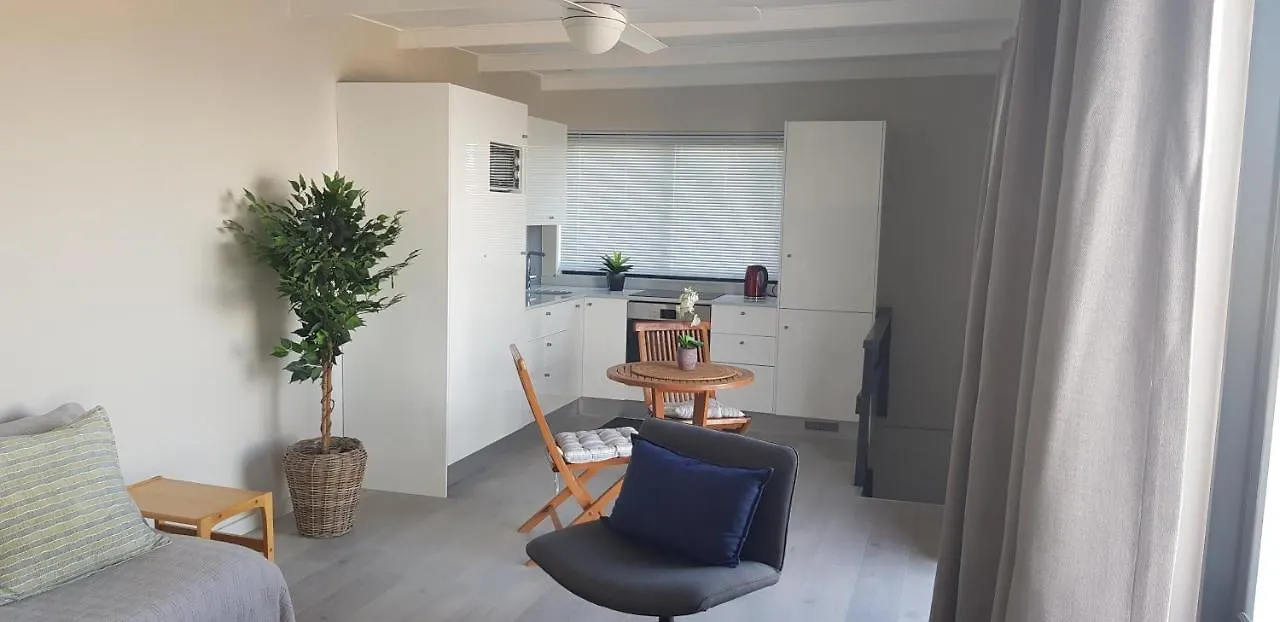 Camps Bay Cosy Accommodation Cape Town
