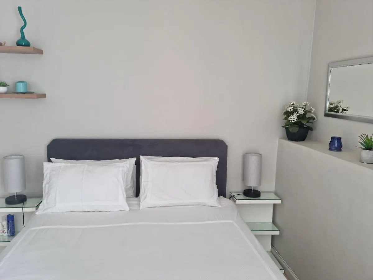 Camps Bay Cosy Accommodation Cape Town Guest house
