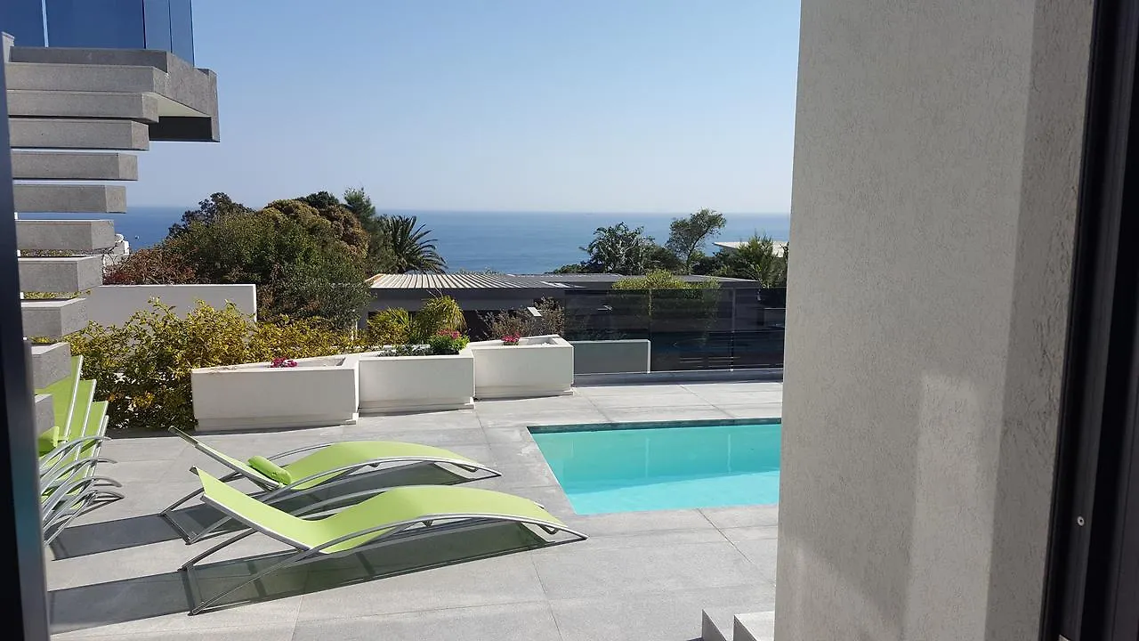 Camps Bay Cosy Accommodation Cape Town 2*,