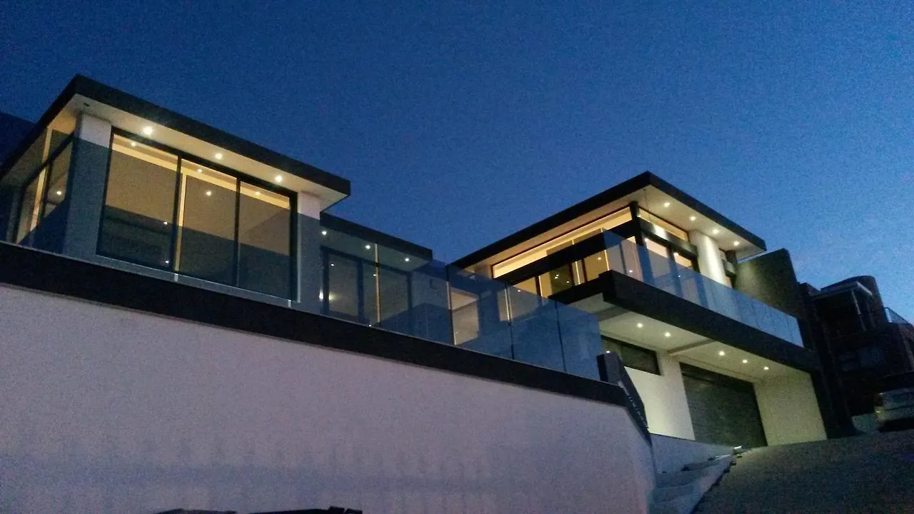 Camps Bay Cosy Accommodation Cape Town South Africa