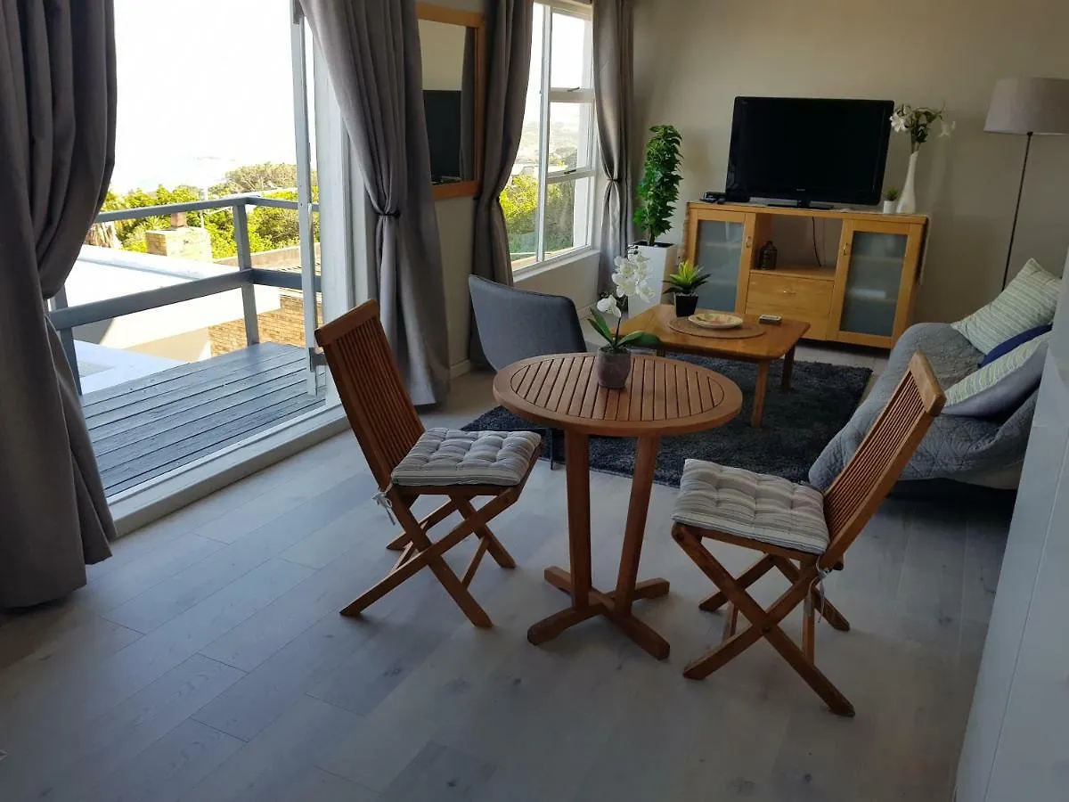 Camps Bay Cosy Accommodation Cape Town